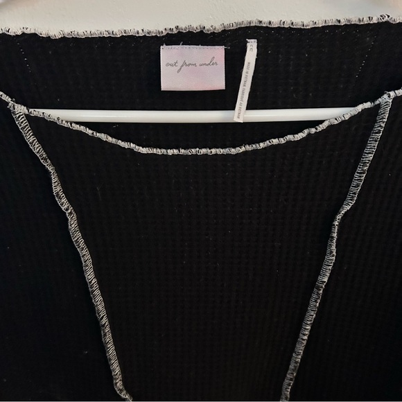 Urban Outfitter’s long sleeve black waffle knit top - Picture 3 of 5